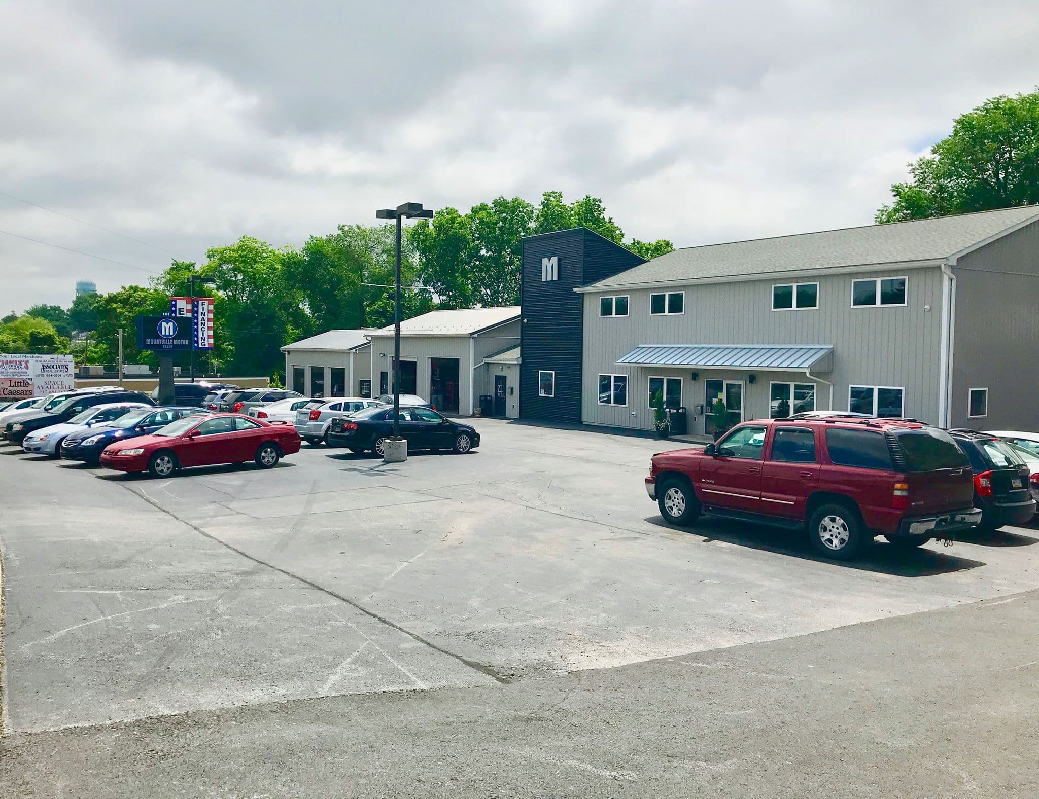 Mountville Motors storefront